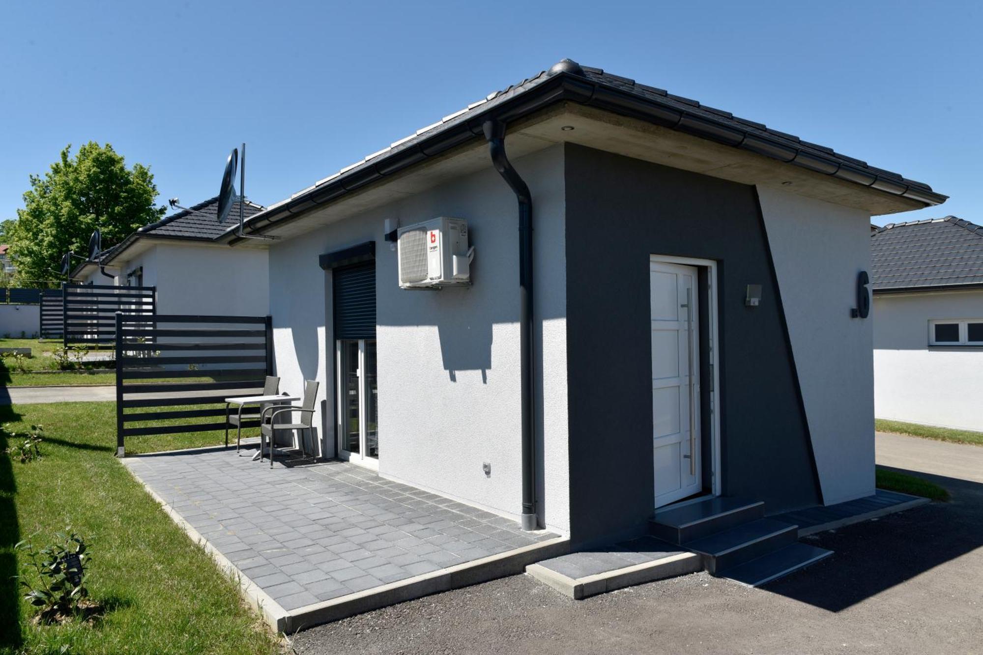 Apartmani I Bungalovi Trojka Баня Лука Стая снимка