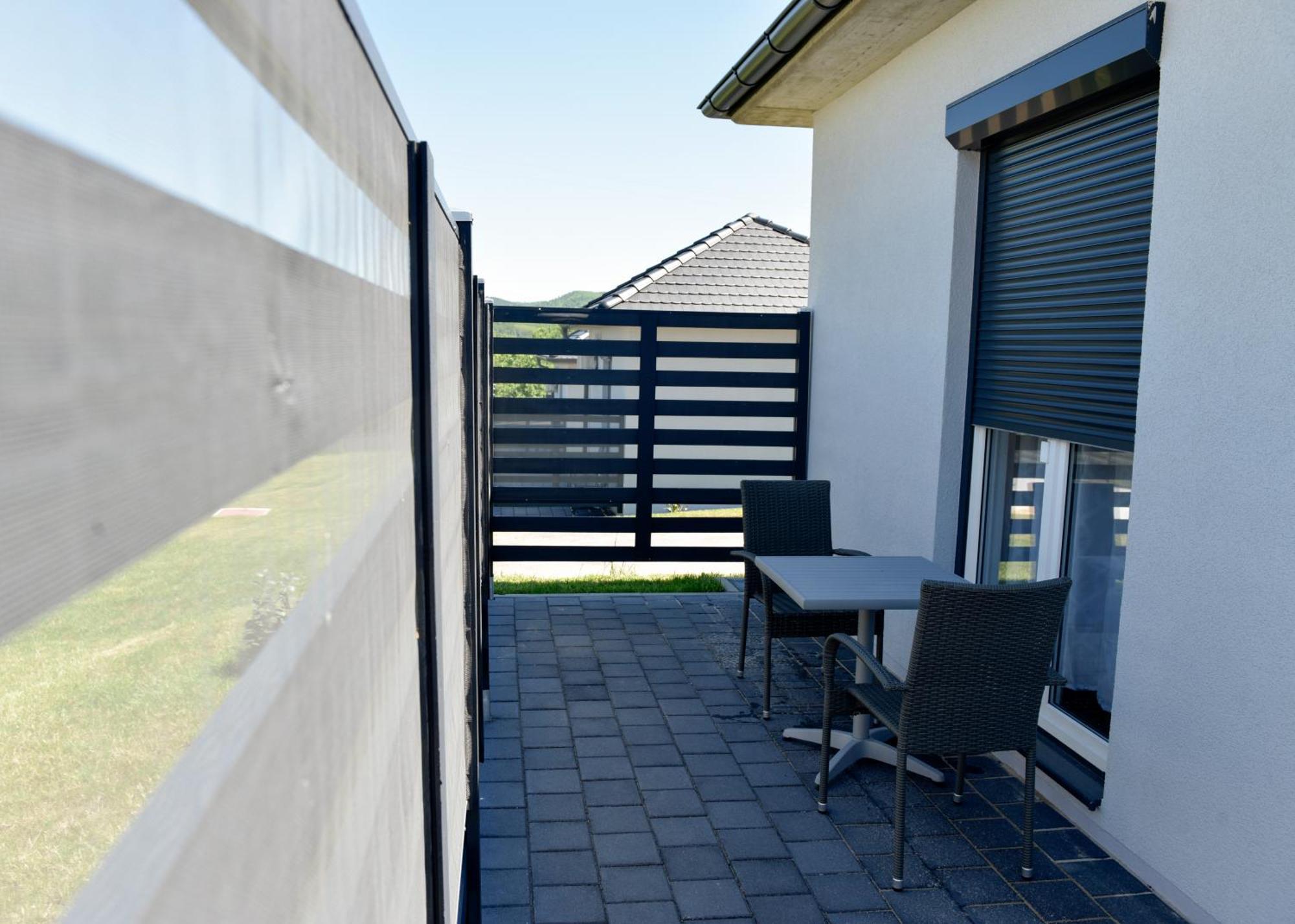 Apartmani I Bungalovi Trojka Баня Лука Стая снимка